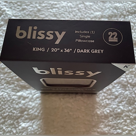 ✨ Blissy - King Size 600 Thread Count Silk Pillowcase✨NWT✨ - Picture 9 of 16